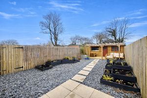 Photo 17- click for photo gallery